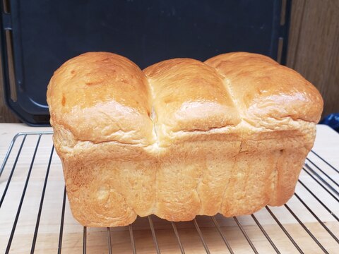 贅沢な材料で作る極上生食パン